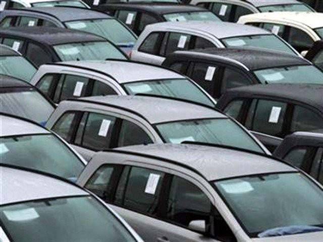 A record lack of sales of cars in july 2016